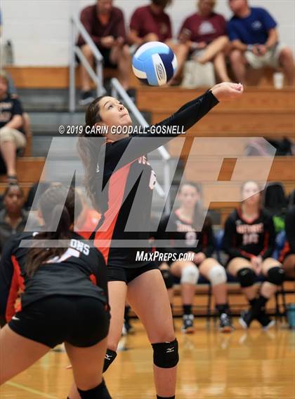 Thumbnail 3 in Southwest Onslow vs West Carteret  (Joseph L. Beasley Spikefest) photogallery.