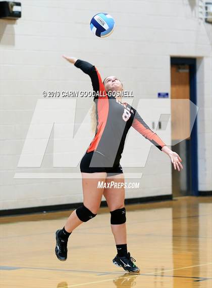 Thumbnail 3 in Southwest Onslow vs West Carteret  (Joseph L. Beasley Spikefest) photogallery.