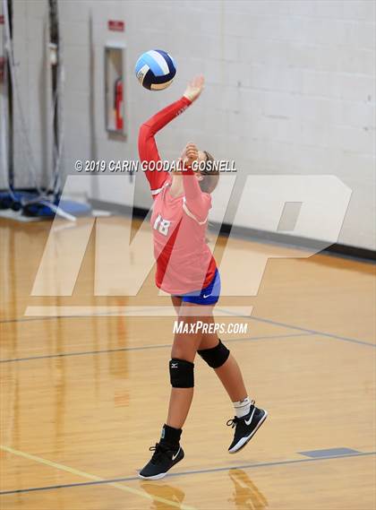 Thumbnail 2 in Southwest Onslow vs West Carteret  (Joseph L. Beasley Spikefest) photogallery.