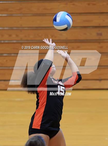 Thumbnail 2 in Southwest Onslow vs West Carteret  (Joseph L. Beasley Spikefest) photogallery.