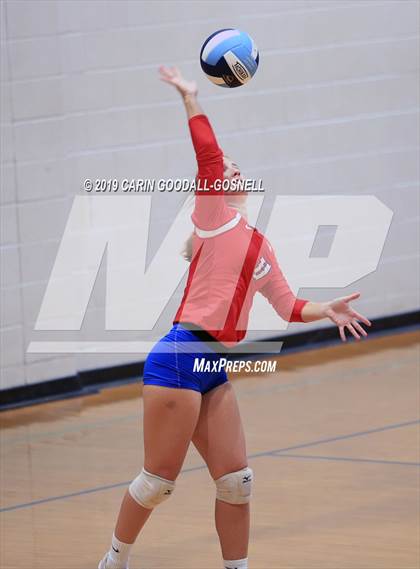 Thumbnail 3 in Southwest Onslow vs West Carteret  (Joseph L. Beasley Spikefest) photogallery.