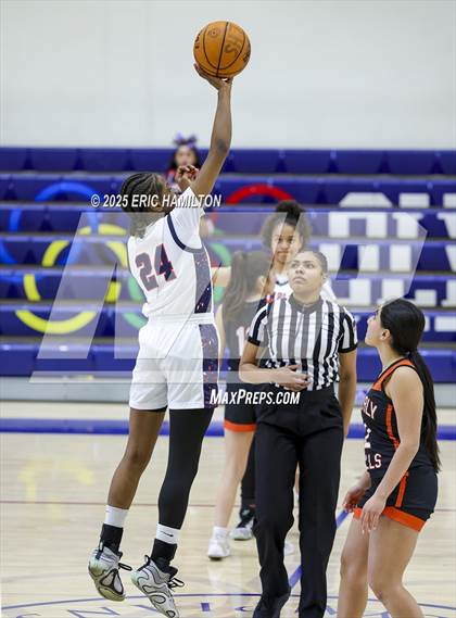 Thumbnail 3 in Beverly Hills vs Leuzinger (CIFSS D6 Quarter Finals) photogallery.