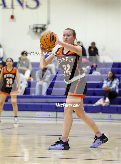 Thumbnail 1 in Beverly Hills vs Leuzinger (CIFSS D6 Quarter Finals) photogallery.