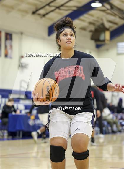 Thumbnail 3 in Beverly Hills vs Leuzinger (CIFSS D6 Quarter Finals) photogallery.