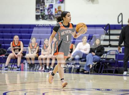 Thumbnail 2 in Beverly Hills vs Leuzinger (CIFSS D6 Quarter Finals) photogallery.