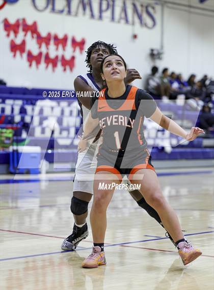 Thumbnail 1 in Beverly Hills vs Leuzinger (CIFSS D6 Quarter Finals) photogallery.