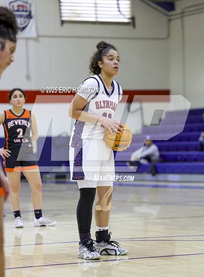 Thumbnail 2 in Beverly Hills vs Leuzinger (CIFSS D6 Quarter Finals) photogallery.