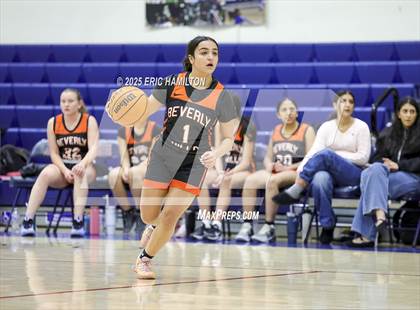Thumbnail 2 in Beverly Hills vs Leuzinger (CIFSS D6 Quarter Finals) photogallery.