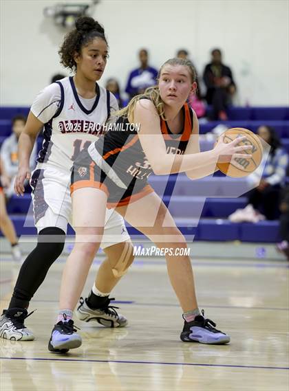 Thumbnail 1 in Beverly Hills vs Leuzinger (CIFSS D6 Quarter Finals) photogallery.
