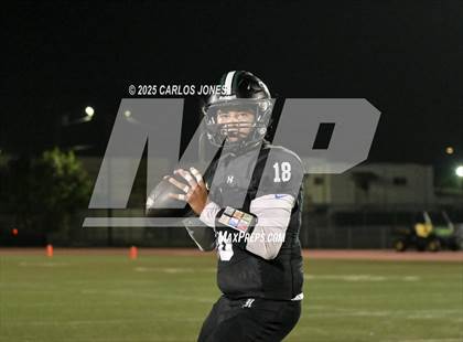 Thumbnail 1 in Los Angeles vs Hawkins (CIF CS Division lll Round 1) photogallery.