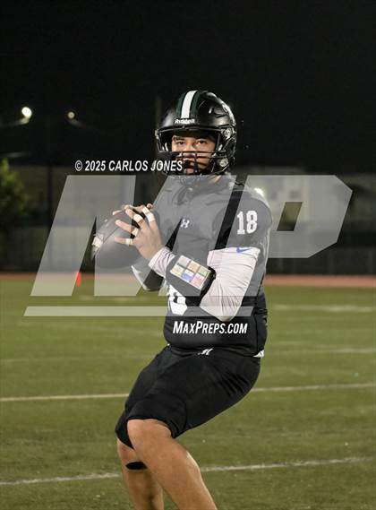 Thumbnail 3 in Los Angeles vs Hawkins (CIF CS Division lll Round 1) photogallery.