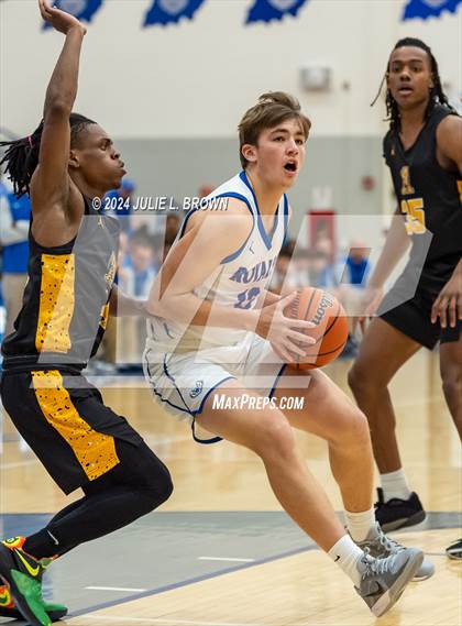 Thumbnail 1 in Avon @ Hamilton Southeastern photogallery.