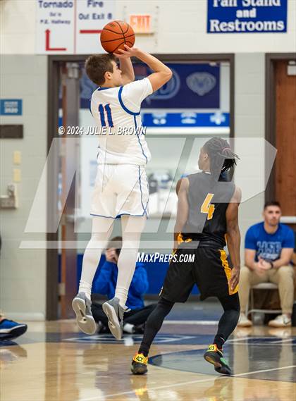 Thumbnail 3 in Avon @ Hamilton Southeastern photogallery.