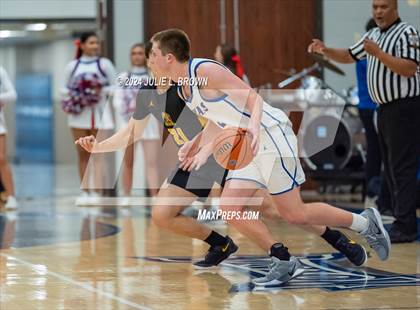 Thumbnail 3 in Avon @ Hamilton Southeastern photogallery.