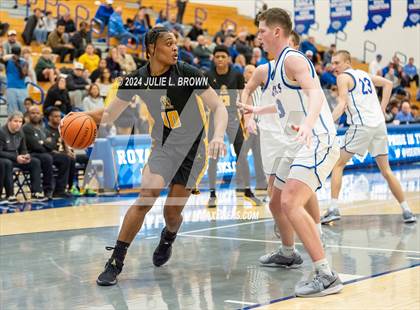 Thumbnail 3 in Avon @ Hamilton Southeastern photogallery.