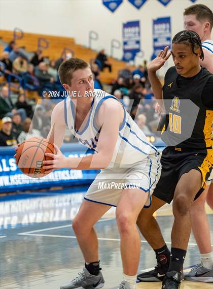 Thumbnail 1 in Avon @ Hamilton Southeastern photogallery.