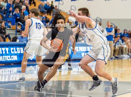 Thumbnail 3 in Avon @ Hamilton Southeastern photogallery.