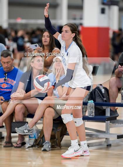 Thumbnail 3 in Mayfield vs. Twin Falls (Nike Tournament of Champions) photogallery.