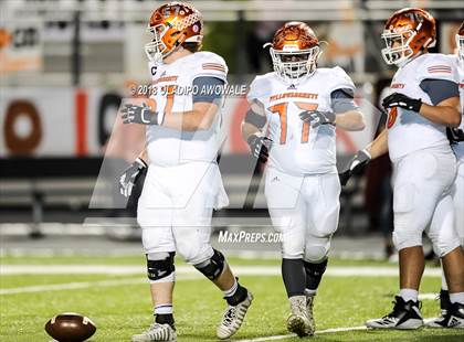 Thumbnail 3 in Kemp vs. Lone Oak (UIL 3A Bi-District Playoff) photogallery.