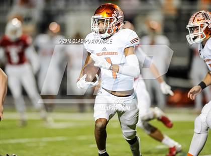 Thumbnail 3 in Kemp vs. Lone Oak (UIL 3A Bi-District Playoff) photogallery.