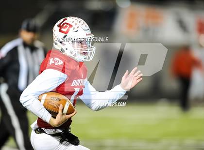 Thumbnail 3 in Kemp vs. Lone Oak (UIL 3A Bi-District Playoff) photogallery.