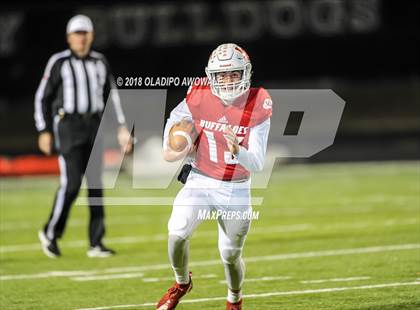 Thumbnail 3 in Kemp vs. Lone Oak (UIL 3A Bi-District Playoff) photogallery.