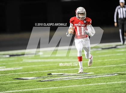 Thumbnail 2 in Kemp vs. Lone Oak (UIL 3A Bi-District Playoff) photogallery.