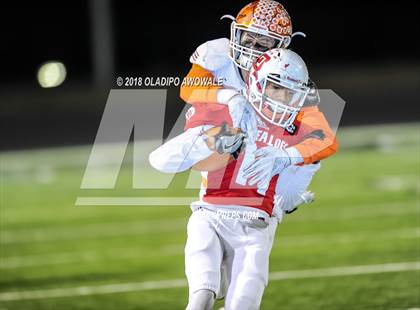 Thumbnail 3 in Kemp vs. Lone Oak (UIL 3A Bi-District Playoff) photogallery.