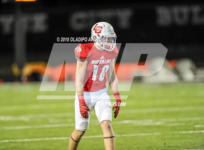 Thumbnail 1 in Kemp vs. Lone Oak (UIL 3A Bi-District Playoff) photogallery.