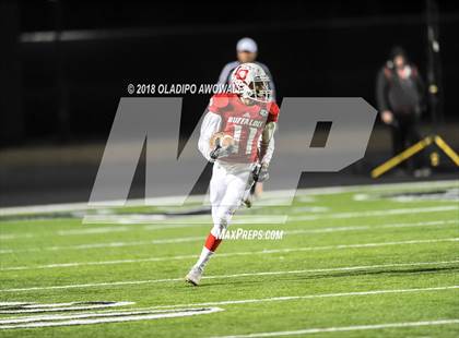 Thumbnail 3 in Kemp vs. Lone Oak (UIL 3A Bi-District Playoff) photogallery.
