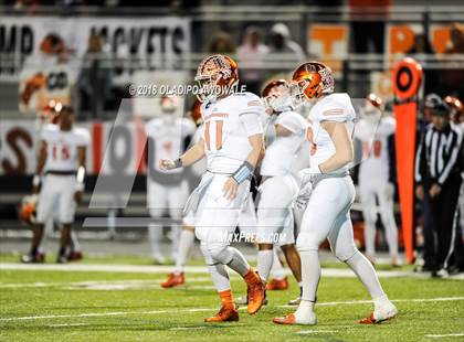 Thumbnail 1 in Kemp vs. Lone Oak (UIL 3A Bi-District Playoff) photogallery.