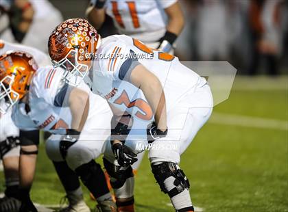 Thumbnail 1 in Kemp vs. Lone Oak (UIL 3A Bi-District Playoff) photogallery.