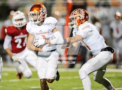 Thumbnail 2 in Kemp vs. Lone Oak (UIL 3A Bi-District Playoff) photogallery.