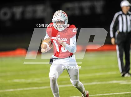 Thumbnail 2 in Kemp vs. Lone Oak (UIL 3A Bi-District Playoff) photogallery.