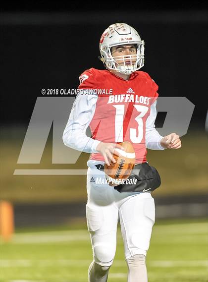 Thumbnail 3 in Kemp vs. Lone Oak (UIL 3A Bi-District Playoff) photogallery.
