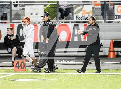 Thumbnail 3 in Kemp vs. Lone Oak (UIL 3A Bi-District Playoff) photogallery.