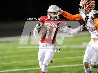 Thumbnail 2 in Kemp vs. Lone Oak (UIL 3A Bi-District Playoff) photogallery.
