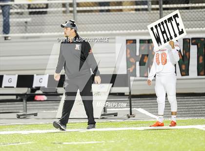 Thumbnail 2 in Kemp vs. Lone Oak (UIL 3A Bi-District Playoff) photogallery.