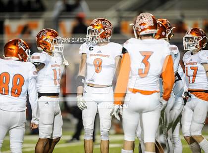 Thumbnail 2 in Kemp vs. Lone Oak (UIL 3A Bi-District Playoff) photogallery.