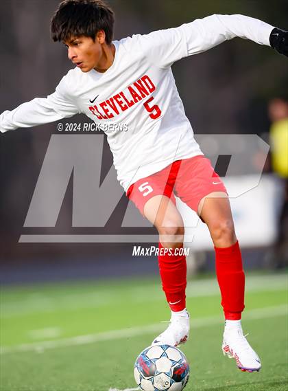 Thumbnail 3 in Grand Oaks vs Cleveland photogallery.