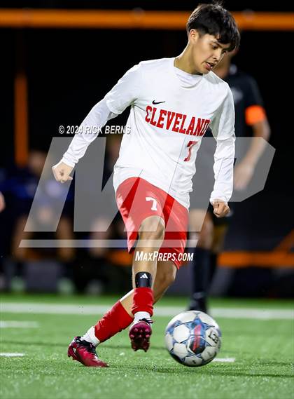 Thumbnail 3 in Grand Oaks vs Cleveland photogallery.