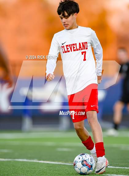 Thumbnail 2 in Grand Oaks vs Cleveland photogallery.