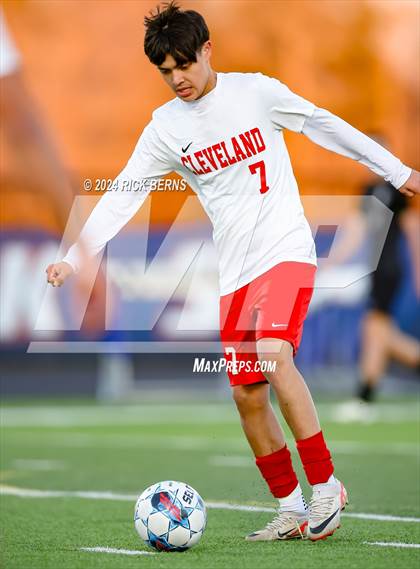 Thumbnail 3 in Grand Oaks vs Cleveland photogallery.