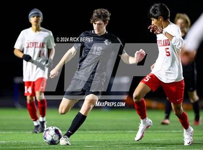 Thumbnail 3 in Grand Oaks vs Cleveland photogallery.