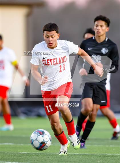 Thumbnail 3 in Grand Oaks vs Cleveland photogallery.