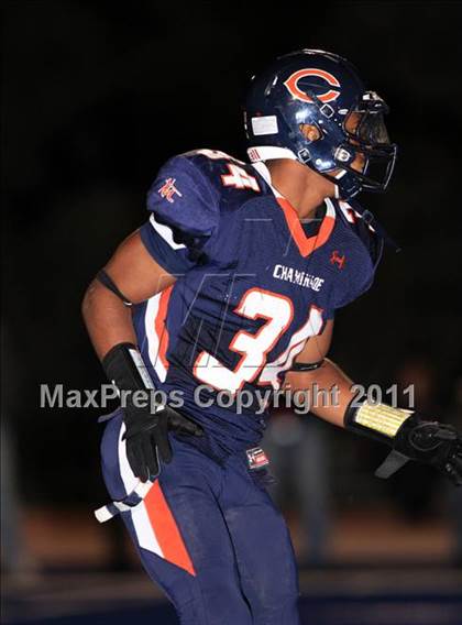 Thumbnail 3 in Notre Dame @ Chaminade photogallery.