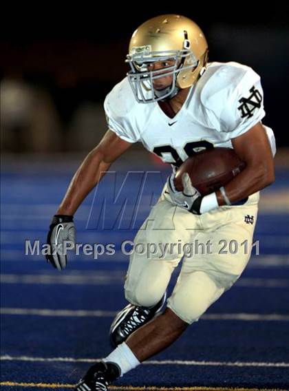 Thumbnail 3 in Notre Dame @ Chaminade photogallery.