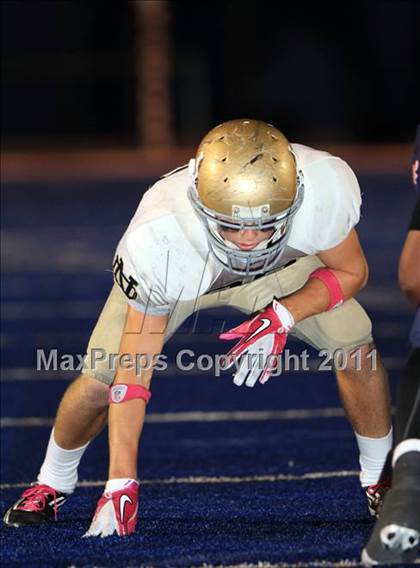 Thumbnail 1 in Notre Dame @ Chaminade photogallery.