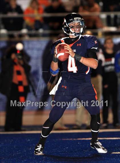 Thumbnail 2 in Notre Dame @ Chaminade photogallery.