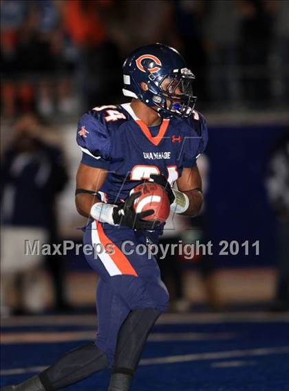 Thumbnail 2 in Notre Dame @ Chaminade photogallery.